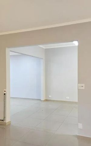 Casa à venda com 280m², 4 quartos e 2 vagas