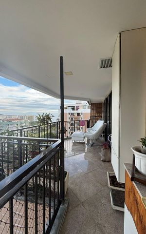 Apartamento à venda com 188m², 3 quartos e 2 vagas