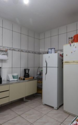 Casa à venda com 240m², 4 quartos e 2 vagasCozinha