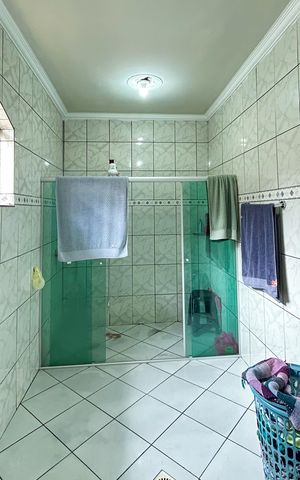 Casa à venda com 365m², 5 quartos e 2 vagas