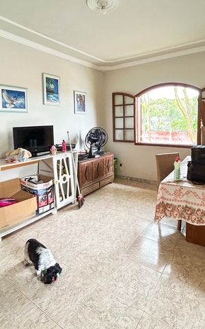 Casa à venda com 365m², 5 quartos e 2 vagas