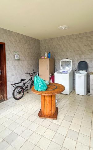 Casa à venda com 365m², 5 quartos e 2 vagas