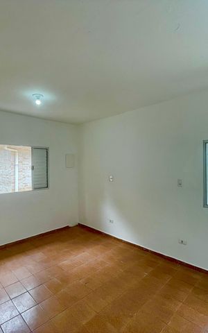 Casa para alugar com 60m², 1 quarto e sem vaga Casa para alugar com 60m², 1 quarto e sem vagaQuarto