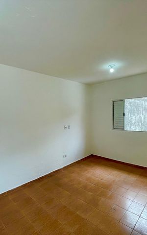 Casa para alugar com 60m², 1 quarto e sem vaga Casa para alugar com 60m², 1 quarto e sem vagaQuarto