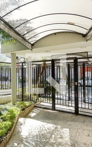 Apartamento para alugar com 44m², 1 quarto e 1 vaga Apartamento para alugar com 44m², 1 quarto e 1 vagaCondomínio - Entrada
