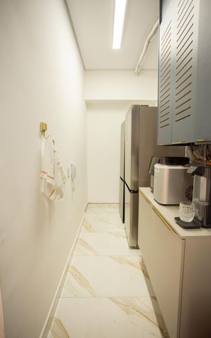 Apartamento à venda com 128m², 3 quartos e 2 vagas Apartamento à venda com 128m², 3 quartos e 2 vagasCOZINHA