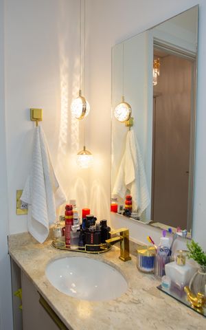 Apartamento à venda com 128m², 3 quartos e 2 vagas Apartamento à venda com 128m², 3 quartos e 2 vagasBANHEIRO DA SUÍTE
