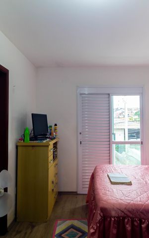 Casa à venda com 125m², 2 quartos e 2 vagas Casa à venda com 125m², 2 quartos e 2 vagasSuíte