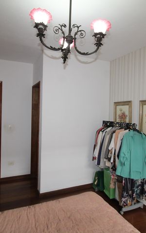 Casa à venda com 412m², 7 quartos e 5 vagasQuarto 1