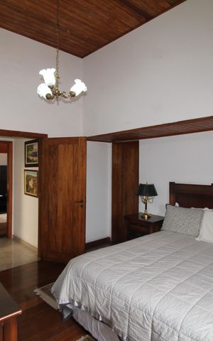 Casa à venda com 412m², 7 quartos e 5 vagasQuarto 3