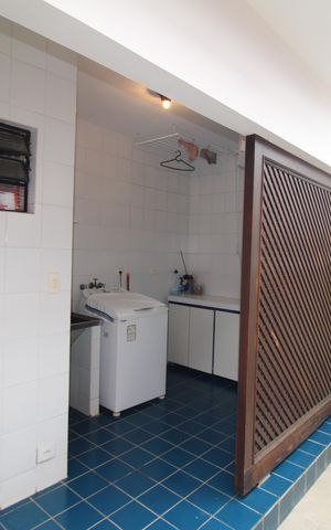Casa à venda com 412m², 7 quartos e 5 vagasÁrea de Serviço