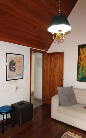 Casa à venda com 412m², 7 quartos e 5 vagasQuarto 4