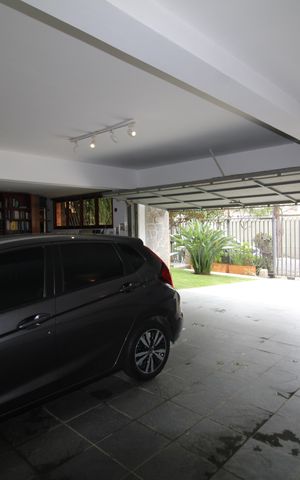 Casa à venda com 412m², 7 quartos e 5 vagasGaragem