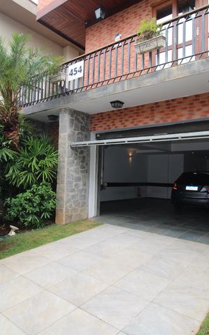 Casa à venda com 412m², 7 quartos e 5 vagasGaragem