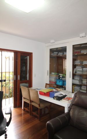 Casa à venda com 412m², 7 quartos e 5 vagasQuarto 2
