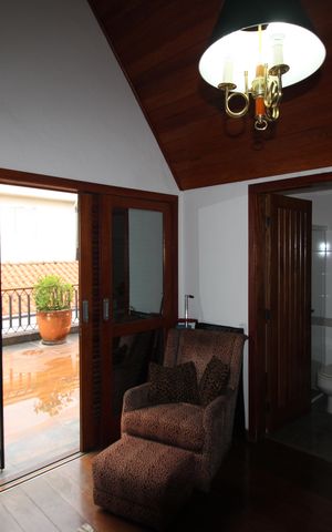 Casa à venda com 412m², 7 quartos e 5 vagasQuarto 4