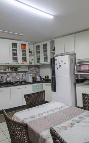 Apartamento para alugar com 150m², 2 quartos e 2 vagas Apartamento para alugar com 150m², 2 quartos e 2 vagasCozinha