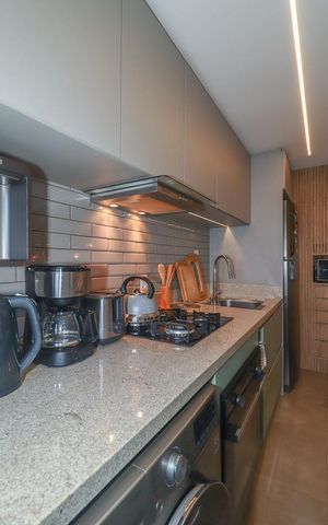 Apartamento à venda com 57m², 2 quartos e 2 vagasCozinha e Área de Serviço