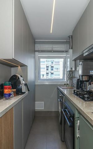 Apartamento à venda com 57m², 2 quartos e 2 vagasCozinha e Área de Serviço