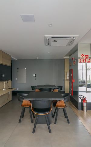 Apartamento à venda com 57m², 2 quartos e 2 vagasÁrea comum - Salão de festas