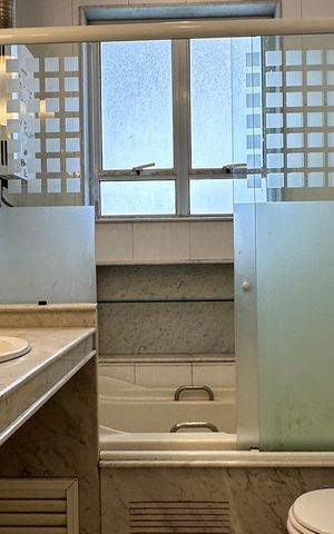 Apartamento à venda com 185m², 4 quartos e 2 vagas