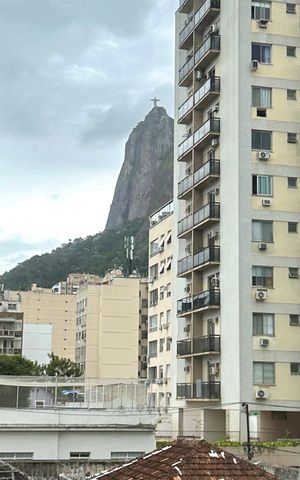 Apartamento à venda com 185m², 4 quartos e 2 vagas