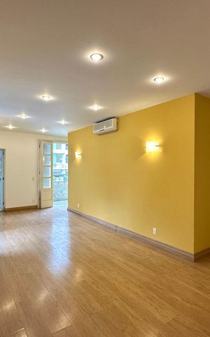 Apartamento à venda com 185m², 4 quartos e 2 vagas