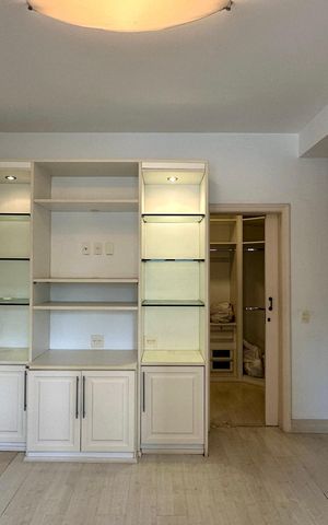 Apartamento à venda com 185m², 4 quartos e 2 vagas