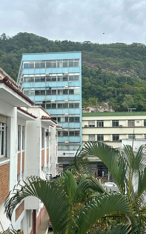 Apartamento à venda com 185m², 4 quartos e 2 vagas