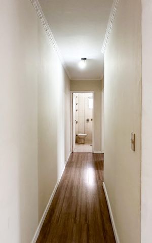 Apartamento à venda com 87m², 2 quartos e 2 vagasCorredor