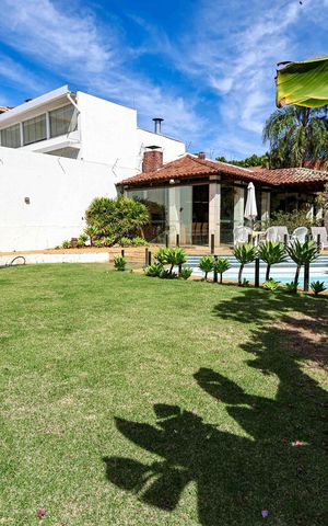 Casa para alugar com 900m², 4 quartos e 5 vagasQuintal