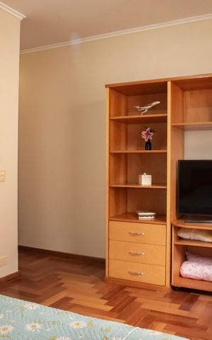 Casa para alugar com 274m², 3 quartos e 4 vagasSuíte