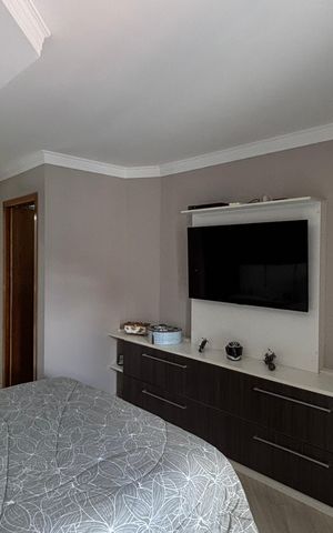 Casa à venda com 225m², 3 quartos e 4 vagas Casa à venda com 225m², 3 quartos e 4 vagasSuite