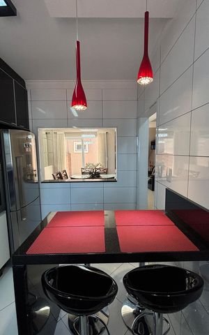 Casa à venda com 225m², 3 quartos e 4 vagas Casa à venda com 225m², 3 quartos e 4 vagasCozinha
