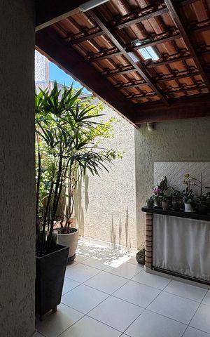 Casa à venda com 225m², 3 quartos e 4 vagas Casa à venda com 225m², 3 quartos e 4 vagasChurrasqueira