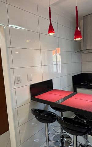 Casa à venda com 225m², 3 quartos e 4 vagas Casa à venda com 225m², 3 quartos e 4 vagasCozinha