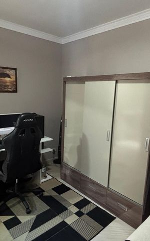 Casa à venda com 225m², 3 quartos e 4 vagas Casa à venda com 225m², 3 quartos e 4 vagasQuarto 2