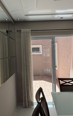 Casa à venda com 225m², 3 quartos e 4 vagas Casa à venda com 225m², 3 quartos e 4 vagasSala de Jantar