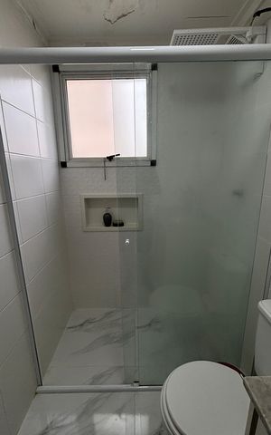 Apartamento à venda com 80m², 2 quartos e 1 vaga Apartamento à venda com 80m², 2 quartos e 1 vagaBanheiro da Suíte