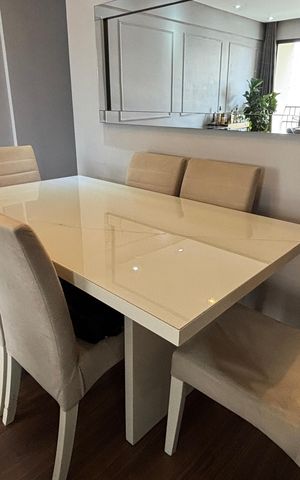 Apartamento à venda com 80m², 2 quartos e 1 vaga Apartamento à venda com 80m², 2 quartos e 1 vagaSala