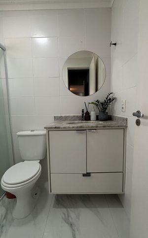 Apartamento à venda com 80m², 2 quartos e 1 vaga Apartamento à venda com 80m², 2 quartos e 1 vagaBanheiro da Suíte