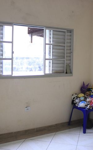 Casa à venda com 350m², 6 quartos e 2 vagasQuarto 5
