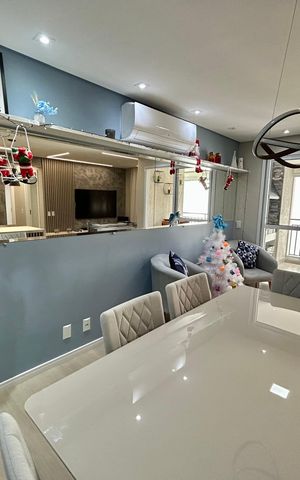 Apartamento à venda com 75m², 2 quartos e 1 vaga Apartamento à venda com 75m², 2 quartos e 1 vagaSala