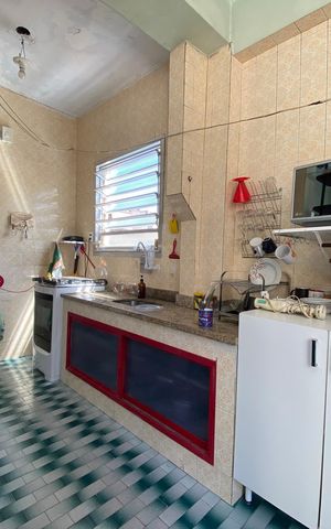 Casa à venda com 292m², 2 quartos e 5 vagas