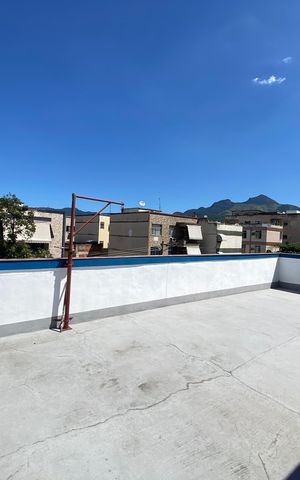 Casa à venda com 292m², 2 quartos e 5 vagas