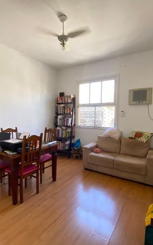 Casa à venda com 292m², 2 quartos e 5 vagas