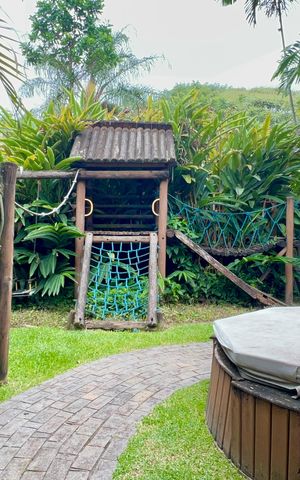Casa à venda com 397m², 4 quartos e 4 vagasPlayground