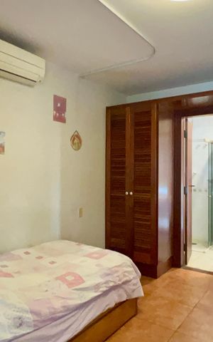 Casa à venda com 397m², 4 quartos e 4 vagasSuíte 2