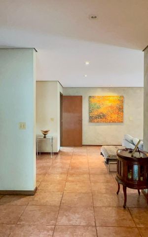 Casa à venda com 397m², 4 quartos e 4 vagasHall de entrada