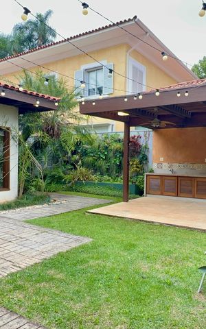 Casa à venda com 397m², 4 quartos e 4 vagasQuintal